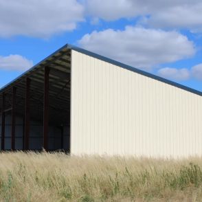 Hangar Solaire réalisé par Triangle energie Monopente