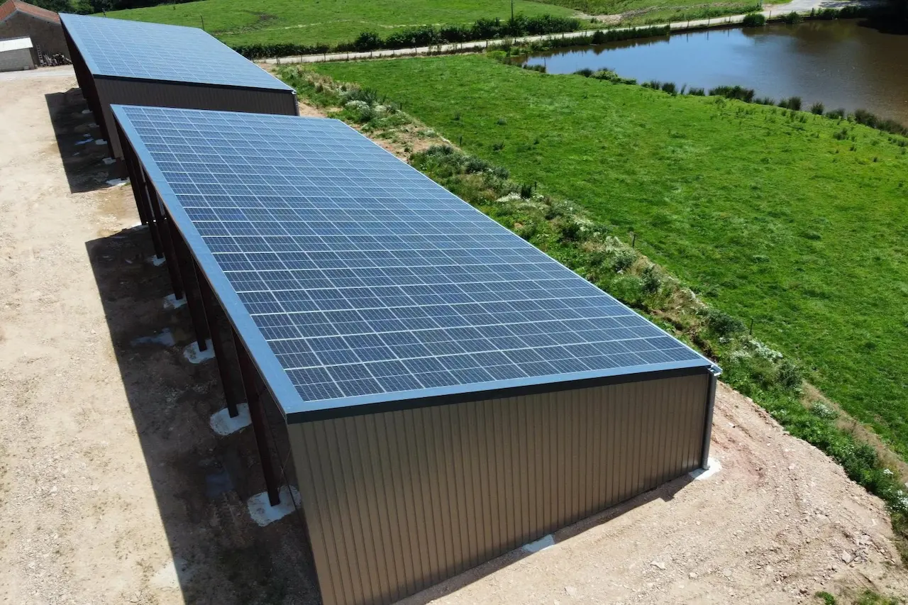 Hangar Solaire réalisé par Triangle energie Monopente